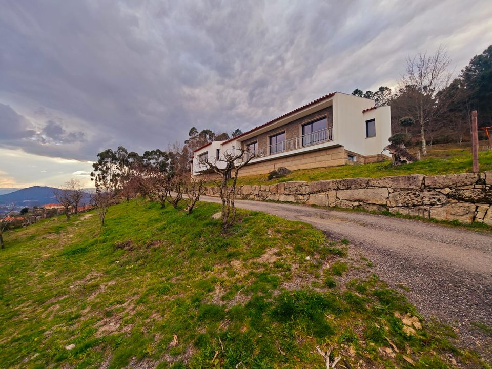 Gårdshus i Cabeceiras de Basto, Braga - bilde 1